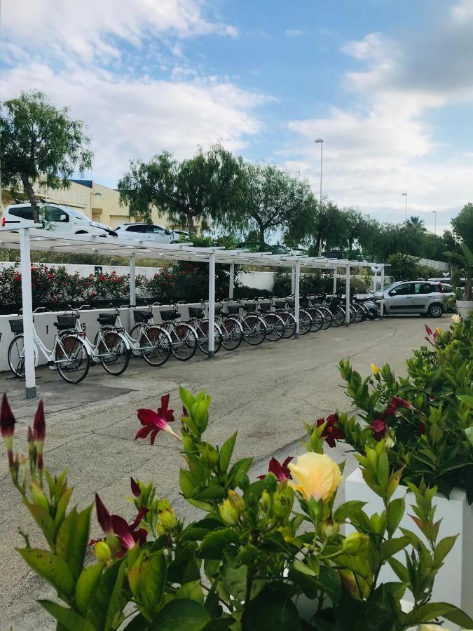 Hotel Holiday Vasto Eksteriør bilde